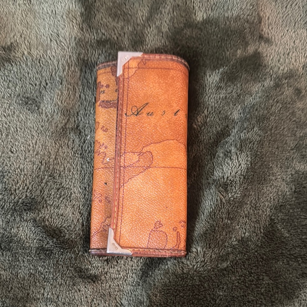 Alviero Martini Tan Leather Key case